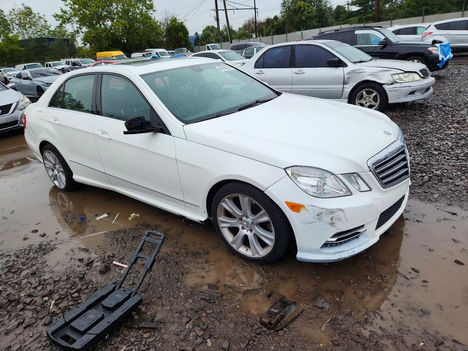 Photo 4 from auction – 2013 MERCEDES-BENZ E with VIN WDDHF8JB8DA739395