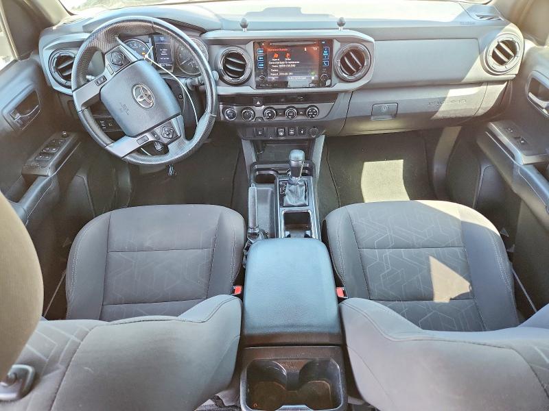 Снимка 8 от търг – 2018 TOYOTA TACOMA с VIN 3TMDZ5BN4JM038875