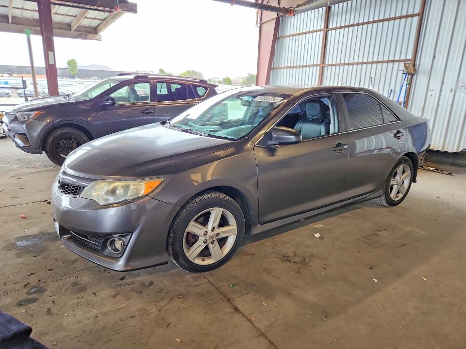 2014 TOYOTA CAMRY - Търг №67680786