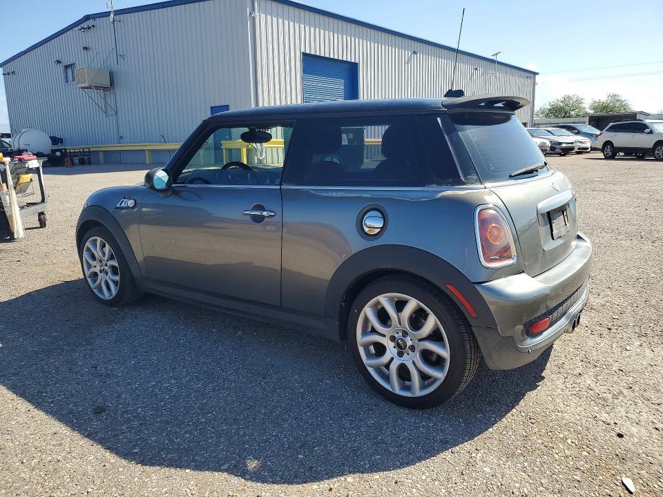 Zdjęcie 2 z aukcji – 2007 MINI COOPER z VIN WMWMF73547TT83785