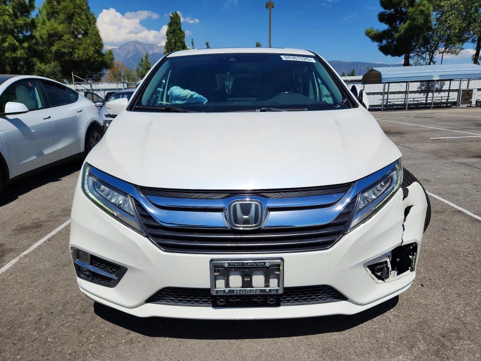صورة رقم 5 من المزاد - 2018 HONDA ODYSSEY مع VIN 5FNRL6H91JB033418