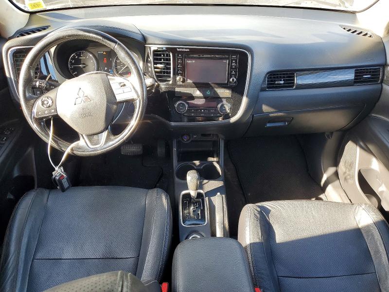 Photo 8 from auction – 2016 MITSUBISHI OUTLANDER with VIN JA4AZ3A39GZ036239
