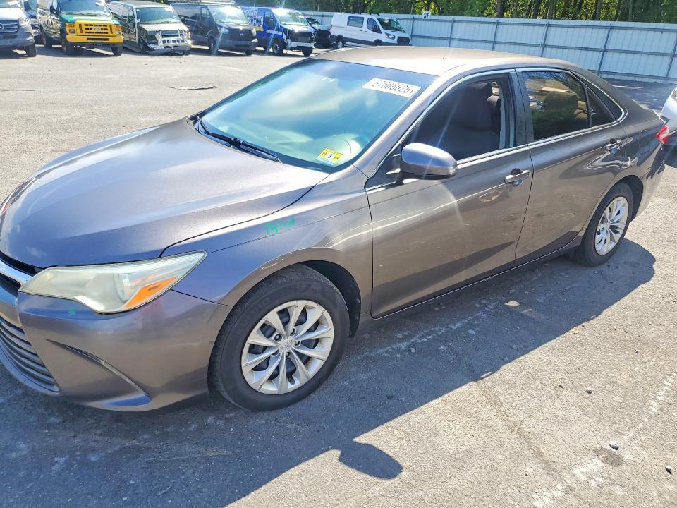 TOYOTA CAMRY 2015 with VIN 4T4BF1FK5FR478262 - Photo from auction