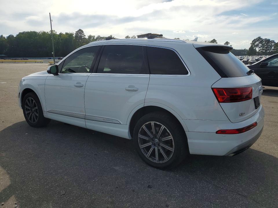 Photo 2 from auction – 2017 AUDI Q7 with VIN WA1VABF76HD011103