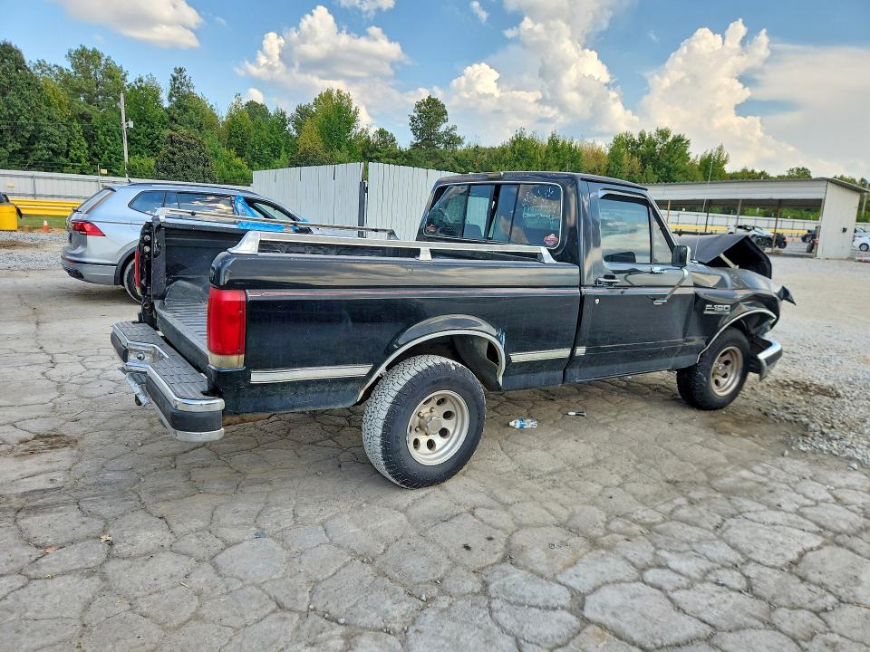 Photo 3 from auction – 1989 FORD F150 with VIN 1FTDF15N6KLA03769