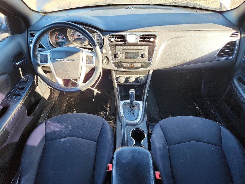 Photo 8 from auction – 2013 CHRYSLER 200 with VIN 1C3CCBBB1DN575493