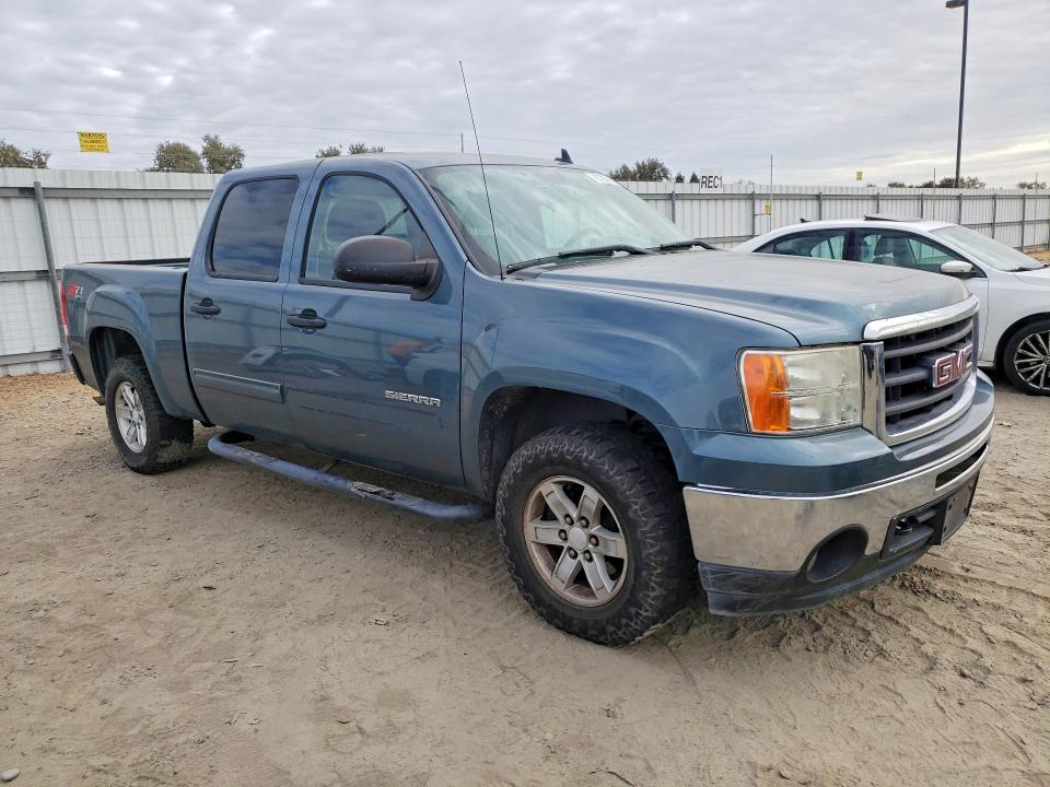 Photo 4 from auction – 2011 GMC SIERRA with VIN 3GTP2VE34BG380175