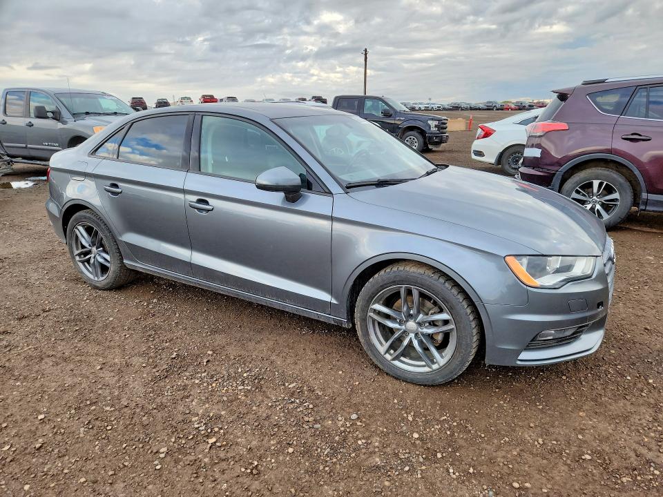 Photo 4 from auction – 2015 AUDI A3 with VIN WAUAJRFF5F1046358