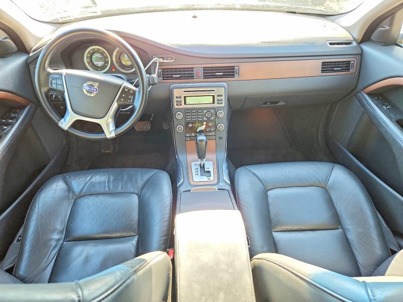 Photo 8 from auction – 2010 VOLVO S80 with VIN YV1982AS0A1115182