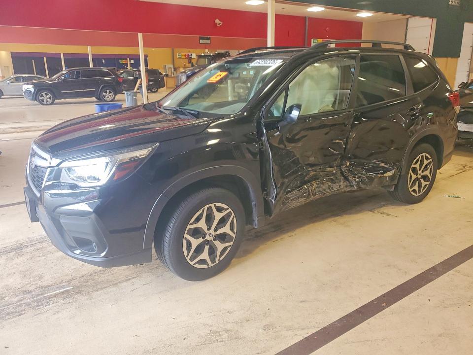 SUBARU FORESTER 2020 مع رقم تعريف المركبة JF2SKAJC6LH480909 - صورة من المزاد