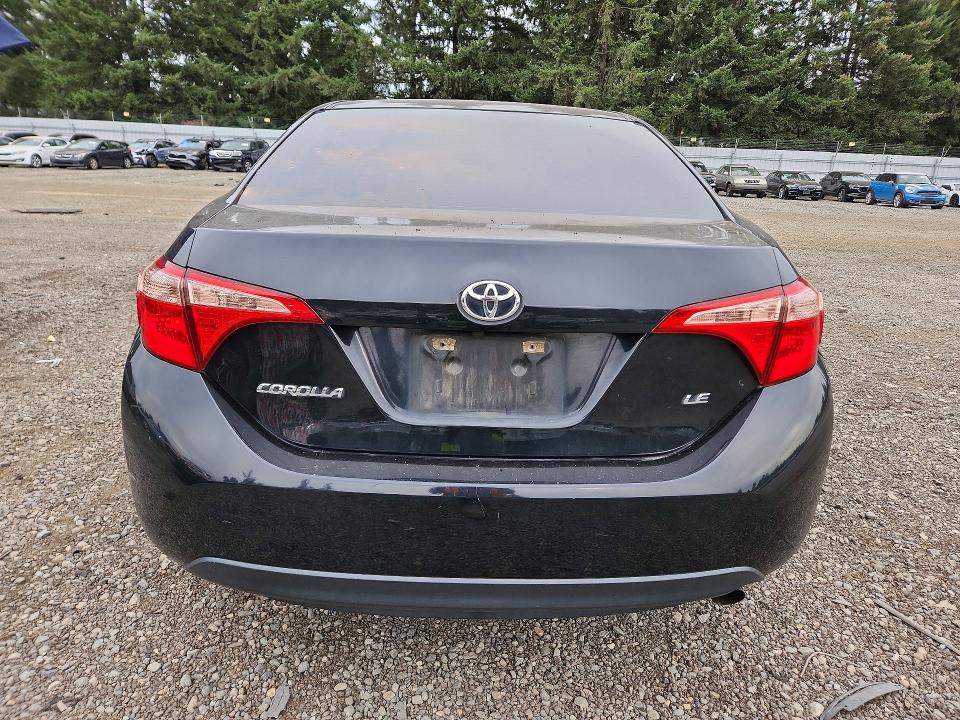 Photo 6 from auction – 2018 TOYOTA COROLLA with VIN 5YFBURHE0JP815212