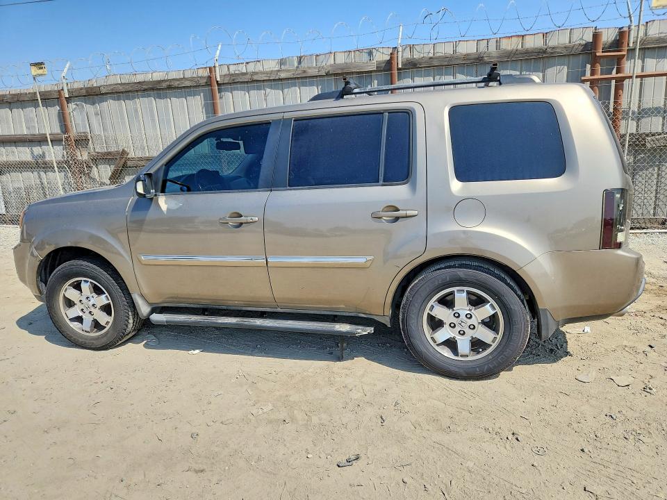 Снимка 2 от търг – 2010 HONDA PILOT с VIN 5FNYF3H98AB017976