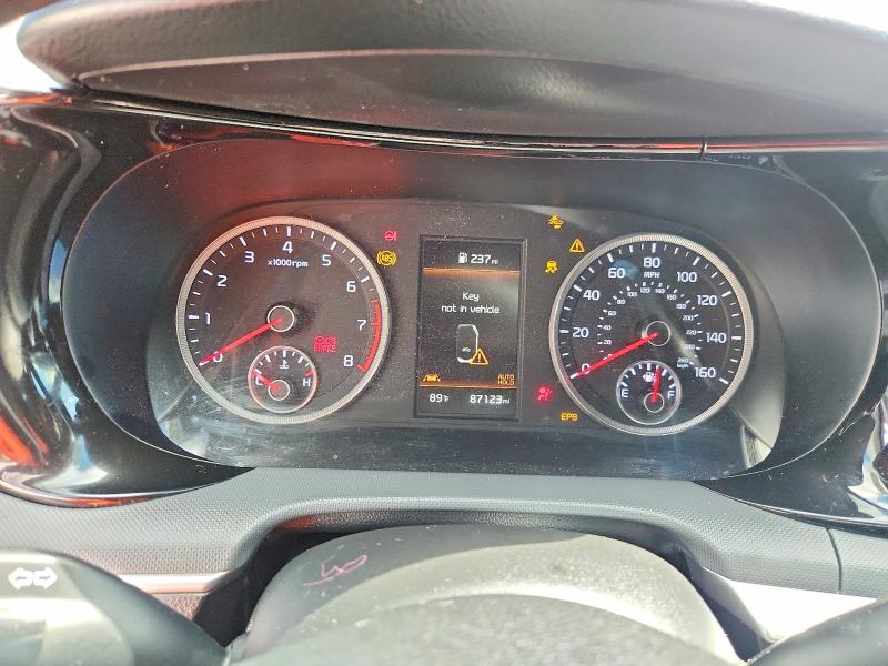Photo 9 from auction – 2021 KIA K5 with VIN 5XXG64J20MG010052
