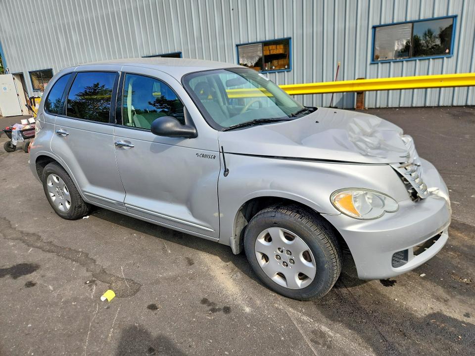 Photo 4 from auction – 2006 CHRYSLER PT CRUISER with VIN 3A4FY58B86T213922