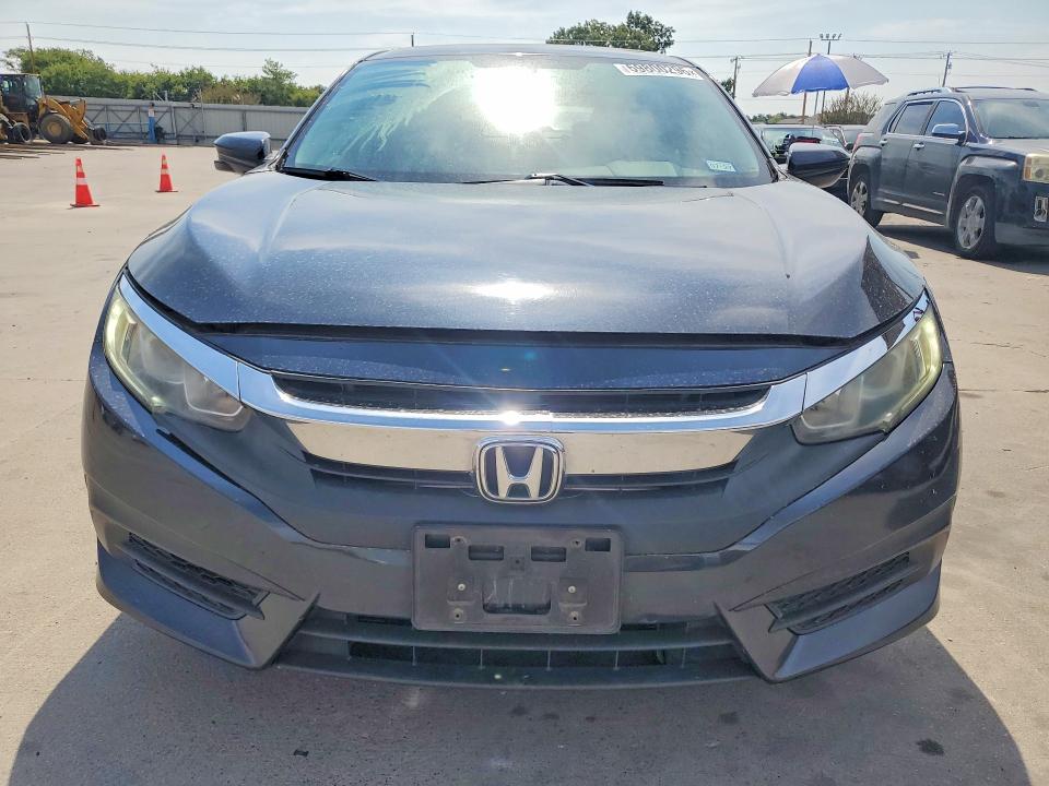 Снимка 5 от търг – 2017 HONDA CIVIC с VIN 19XFC2F76HE066721
