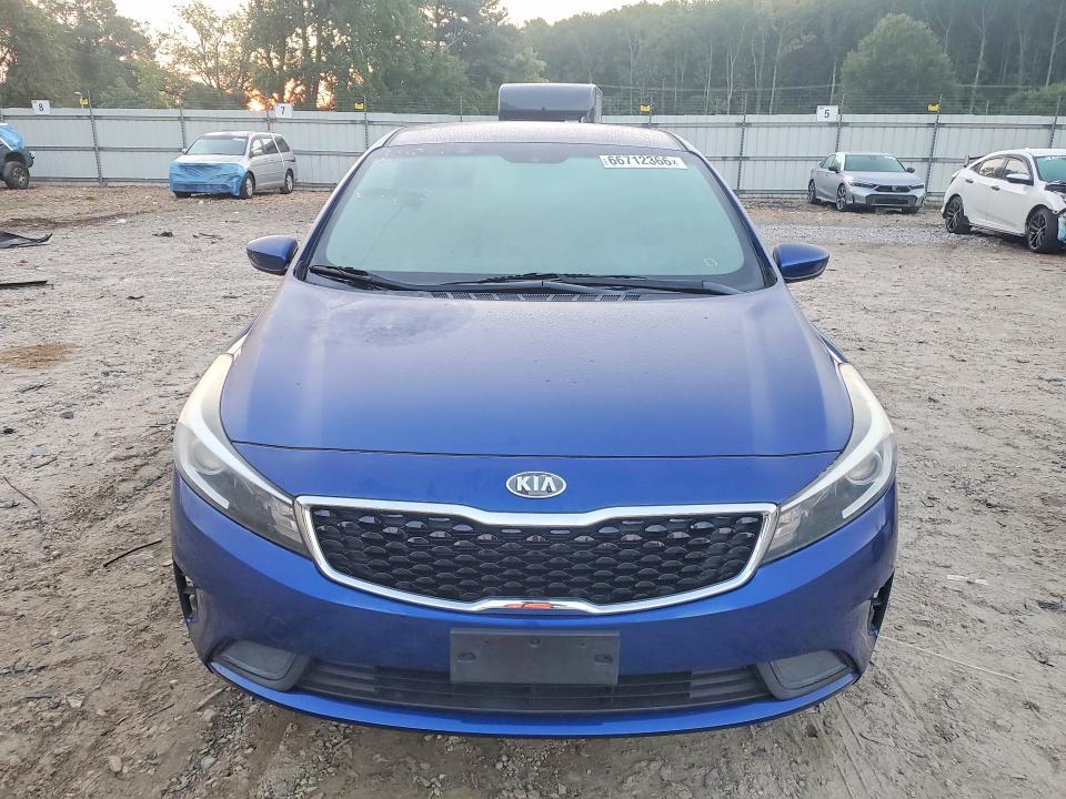 Photo 5 from auction – 2018 KIA FORTE with VIN 3KPFK4A72JE272937