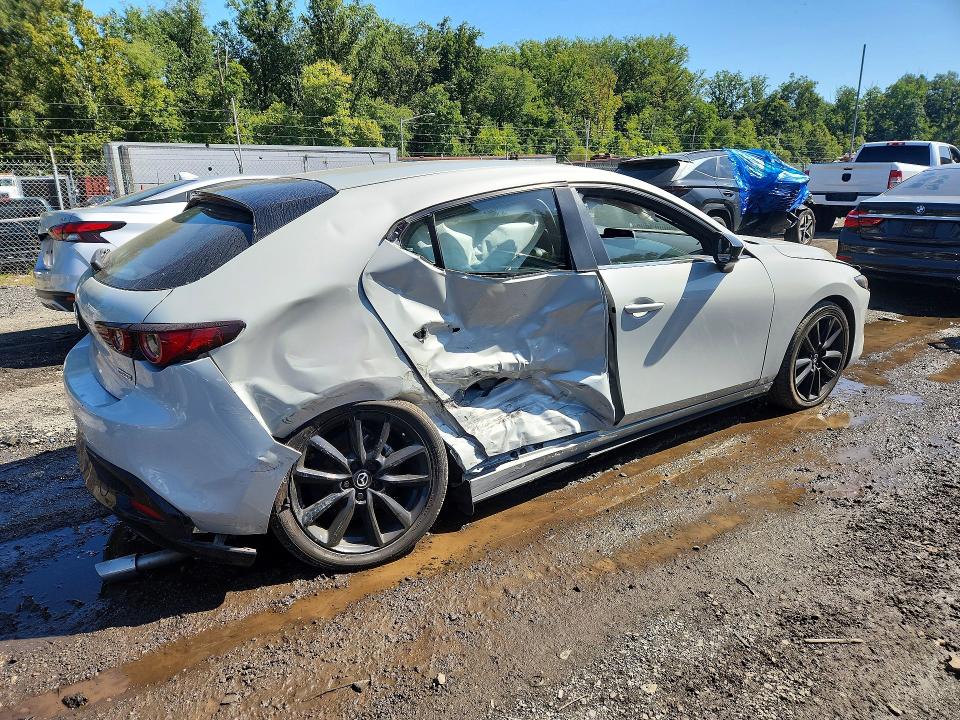 Снимка 3 от търг – 2025 MAZDA 3 с VIN JM1BPAKM1S1758016