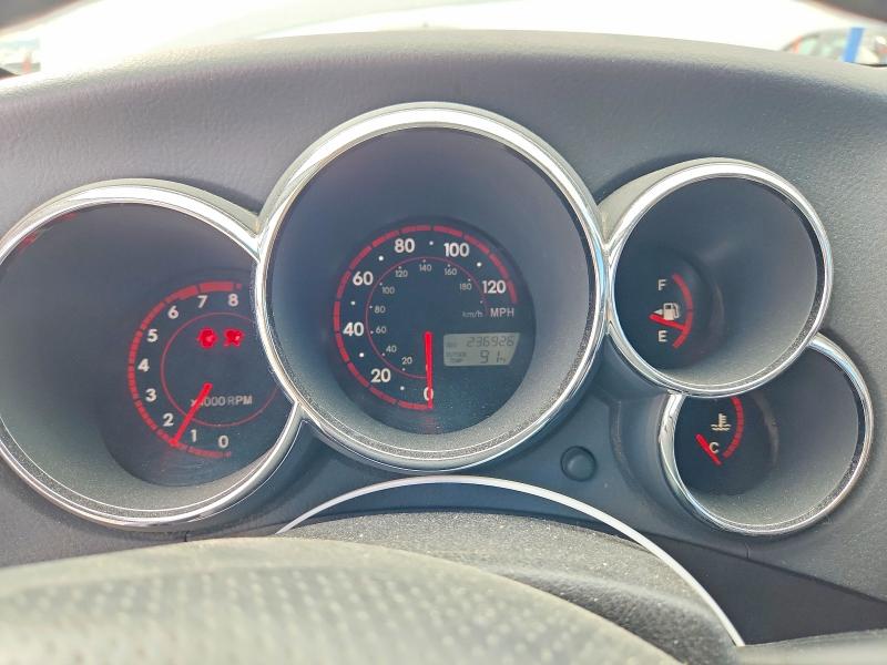 Снимка 9 от търг – 2006 TOYOTA MATRIX с VIN 2T1KR32E76C601171