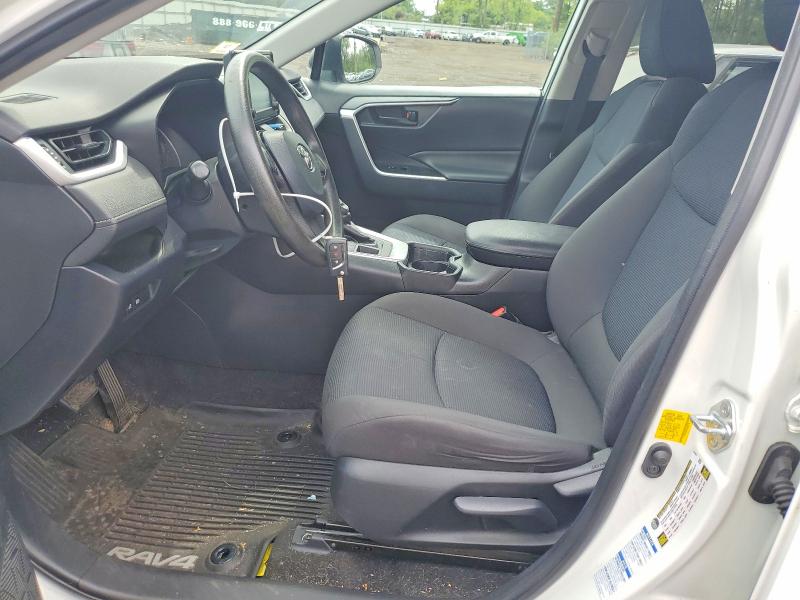 Photo 7 from auction – 2019 TOYOTA RAV4 with VIN 2T3F1RFVXKC053710