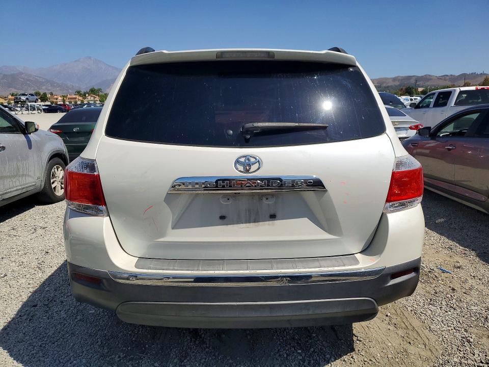 Снимка 6 от търг – 2012 TOYOTA HIGHLANDER с VIN 5TDZK3EH6CS078799