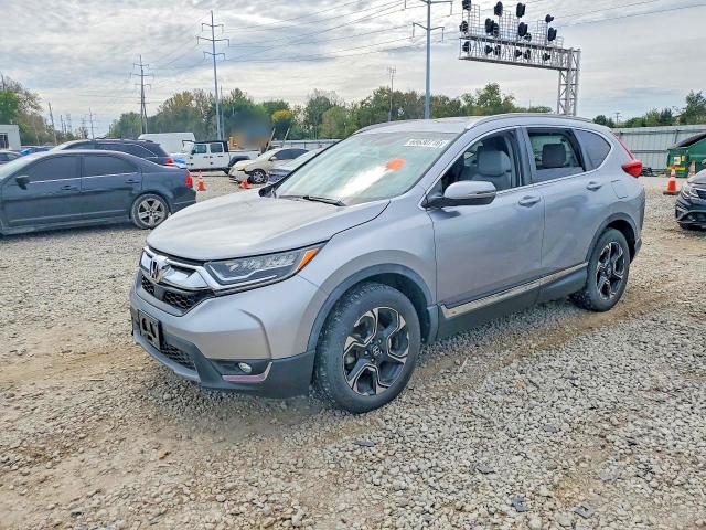 HONDA CR-V 2018 with VIN 7FARW2H98JE019939 - Photo from auction