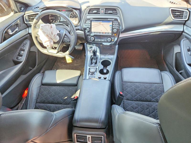 Снимка 8 от търг – 2017 NISSAN MAXIMA с VIN 1N4AA6AP3HC377874