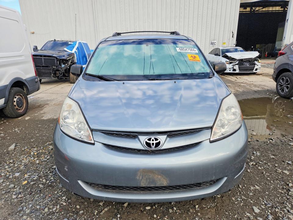Снимка 5 от търг – 2006 TOYOTA SIENNA с VIN 5TDZA23C36S406253