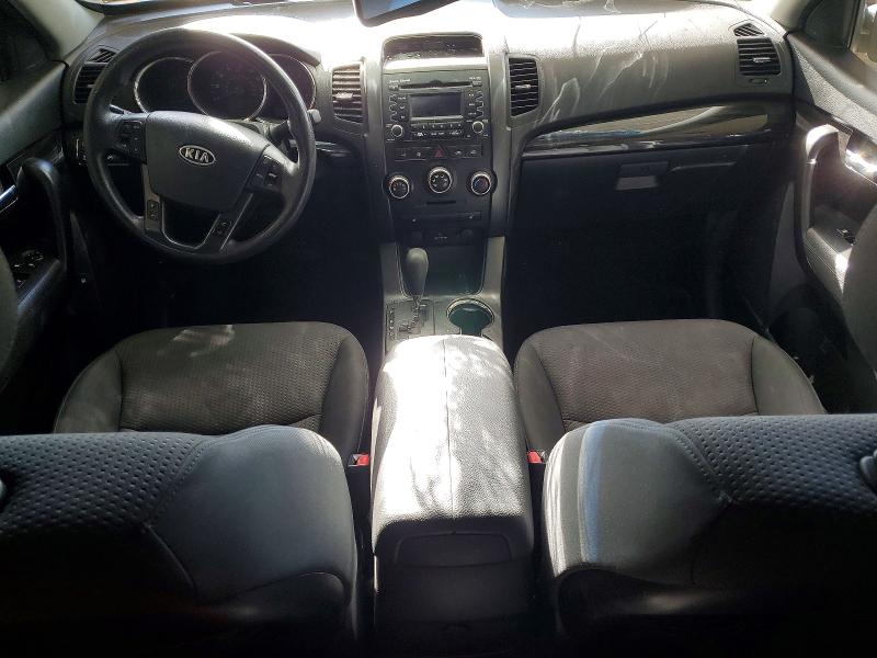 Photo 8 from auction – 2011 KIA SORENTO with VIN 5XYKTCA18BG099267