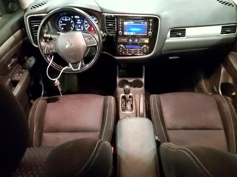 Photo 8 from auction – 2016 MITSUBISHI OUTLANDER with VIN JA4AZ3A37GZ010884