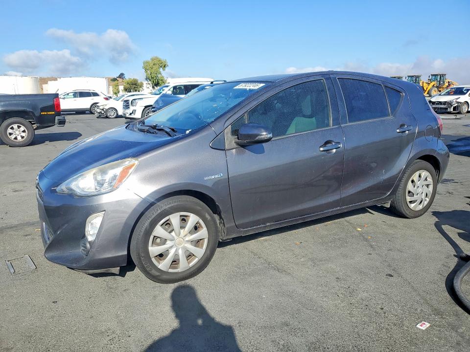 2015 TOYOTA PRIUS C - Търг №67922246