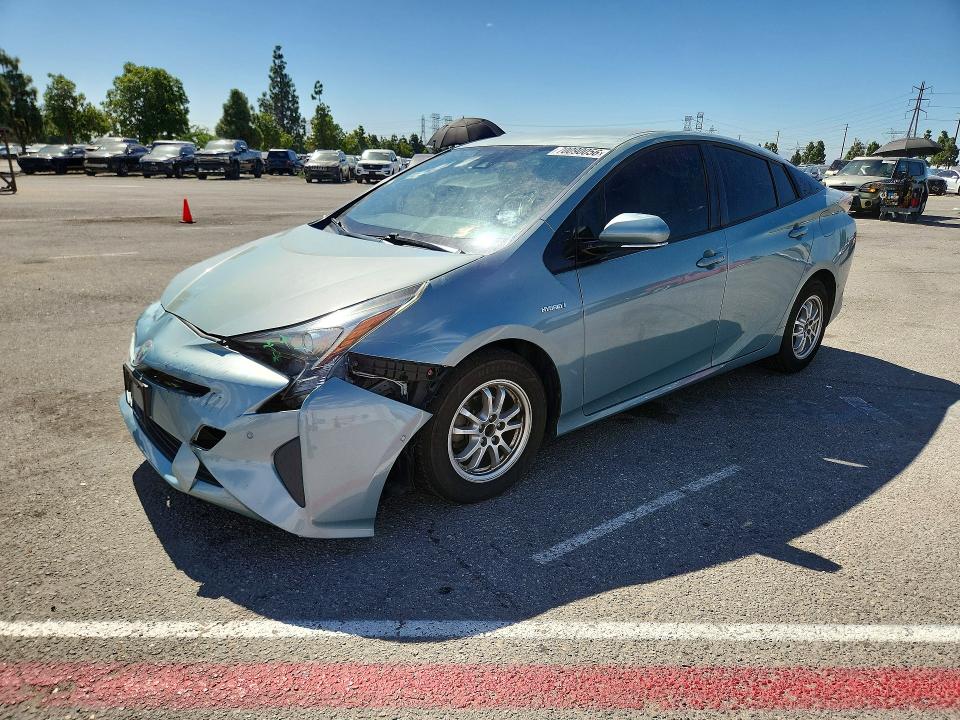 TOYOTA PRIUS 2017 z numerem VIN JTDKBRFUXH3043434 - Zdjęcie z aukcji