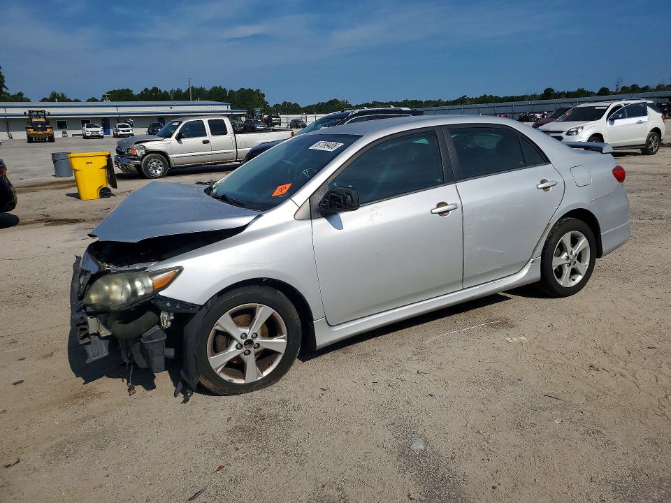 TOYOTA COROLLA 2013 с VIN 5YFBU4EE4DP216437 - Снимка от търг