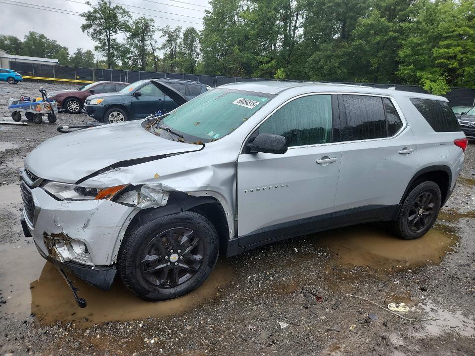 CHEVROLET TRAVERSE 2020 with VIN 1GNEVFKW4LJ170198 - Photo from auction