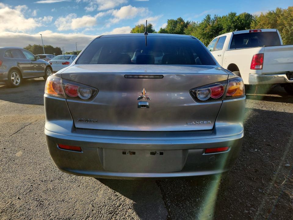 Photo 6 from auction – 2017 MITSUBISHI LANCER with VIN JA32U2FU3HU015226