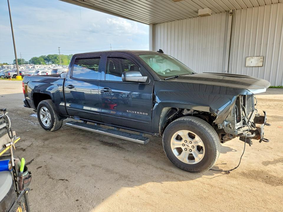 Photo 4 from auction – 2018 CHEVROLET SILVERADO with VIN 3GCUKREC2JG518899