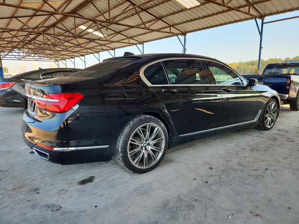 صورة رقم 3 من المزاد - 2016 BMW 740 مع VIN WBA7E2C5XGG546693