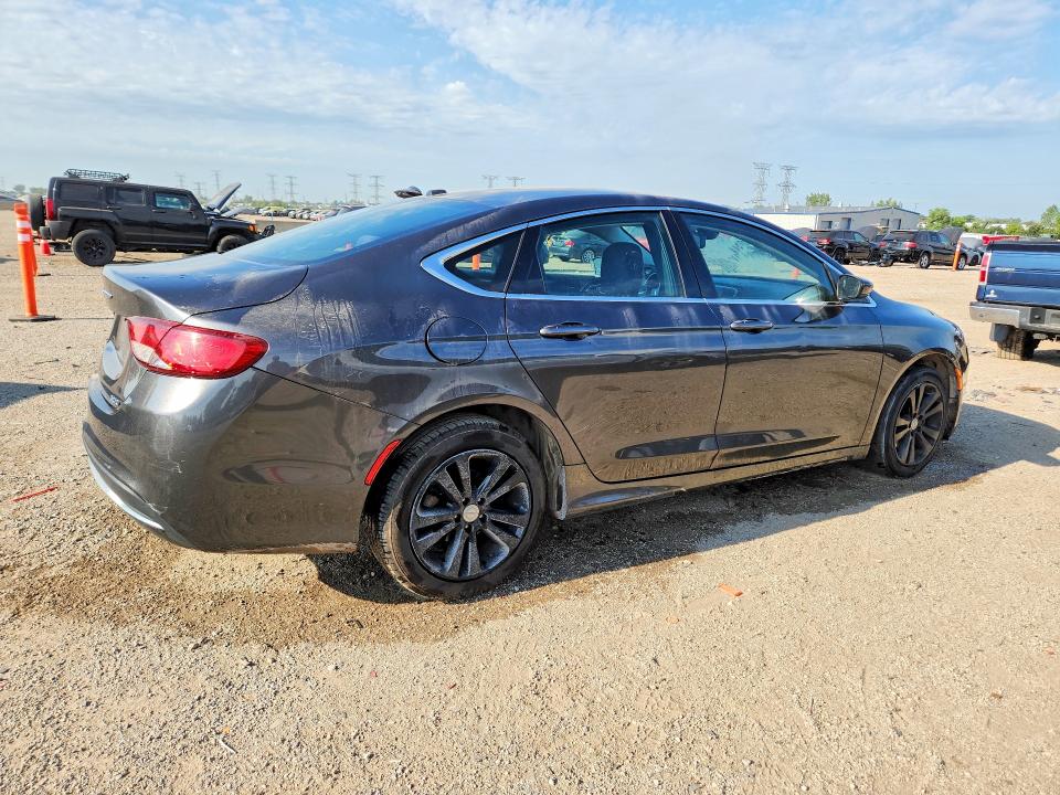 Photo 3 from auction – 2015 CHRYSLER 200 with VIN 1C3CCCAB4FN665392