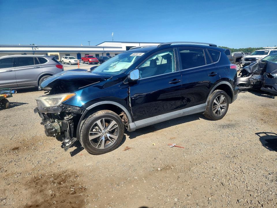 Photo 1 from auction – 2017 TOYOTA RAV4 with VIN 2T3WFREV6HW383645