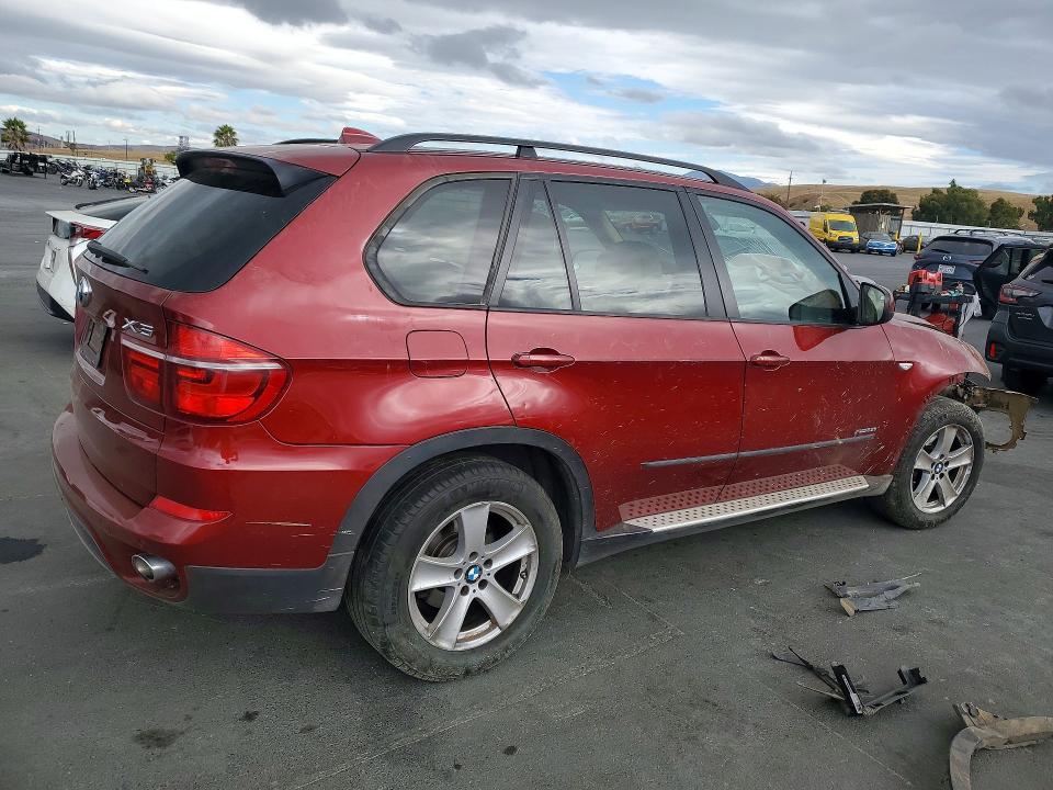 Photo 3 from auction – 2012 BMW X5 with VIN 5UXZW0C58CL663427