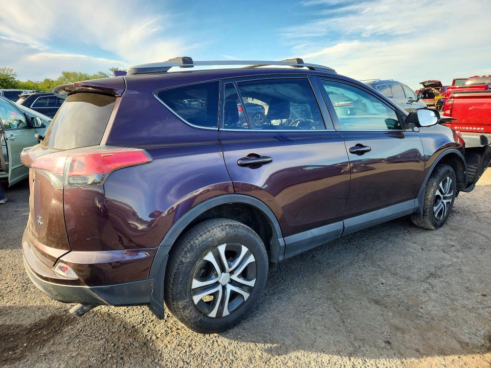 Снимка 3 от търг – 2016 TOYOTA RAV4 с VIN 2T3BFREV6GW511220