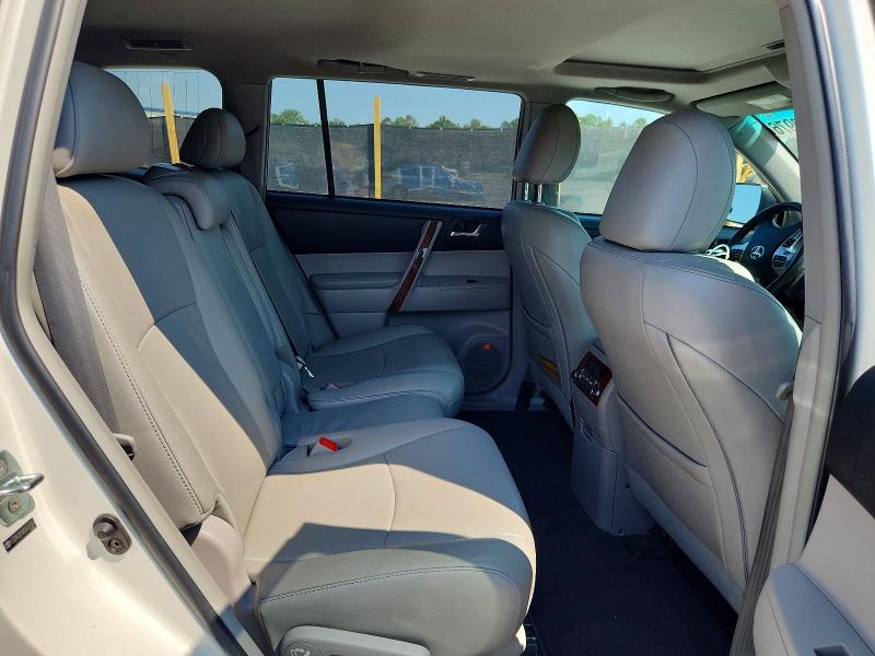 Photo 11 from auction – 2011 TOYOTA HIGHLANDER with VIN 5TDYK3EH4BS037064