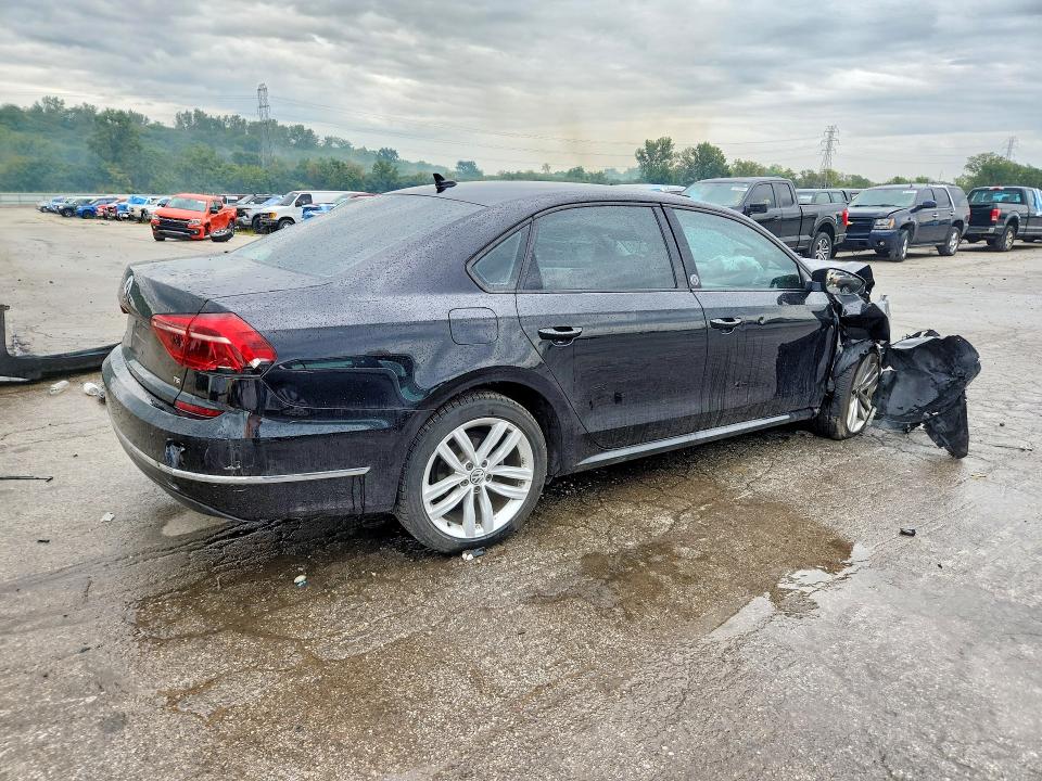 Снимка 3 от търг – 2019 VOLKSWAGEN PASSAT с VIN 1VWLA7A33KC003713