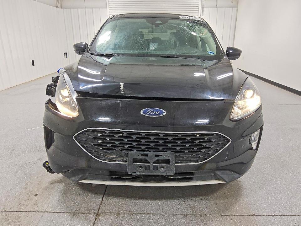 Снимка 5 от търг – 2022 FORD ESCAPE с VIN 1FMCU0H68NUA72179