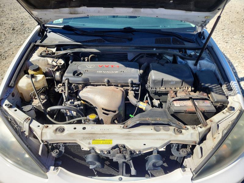 Photo 11 from auction – 2005 TOYOTA CAMRY with VIN 4T1BE32K65U570767
