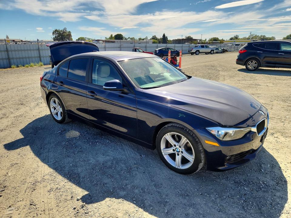 Photo 4 from auction – 2013 BMW 328 with VIN WBA3B5G59DNP40660