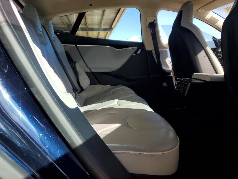 Photo 10 from auction – 2013 TESLA MODEL S with VIN 5YJSA1CP7DFP07205
