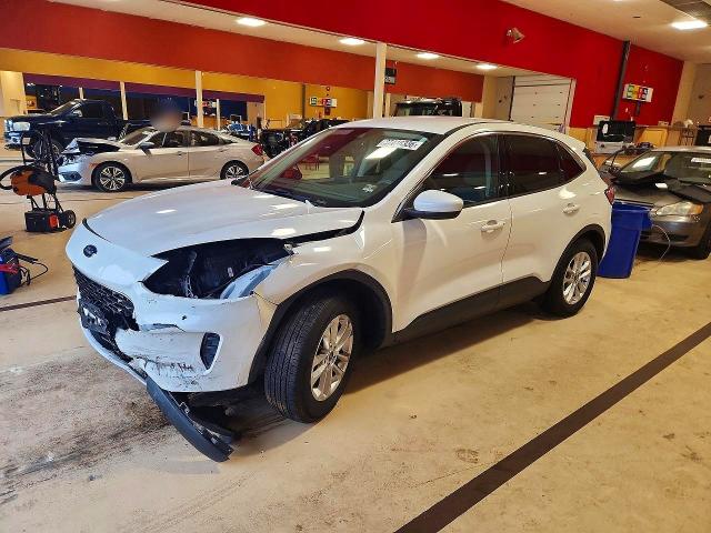Photo 1 from auction – 2020 FORD ESCAPE with VIN 1FMCU9G61LUA89120