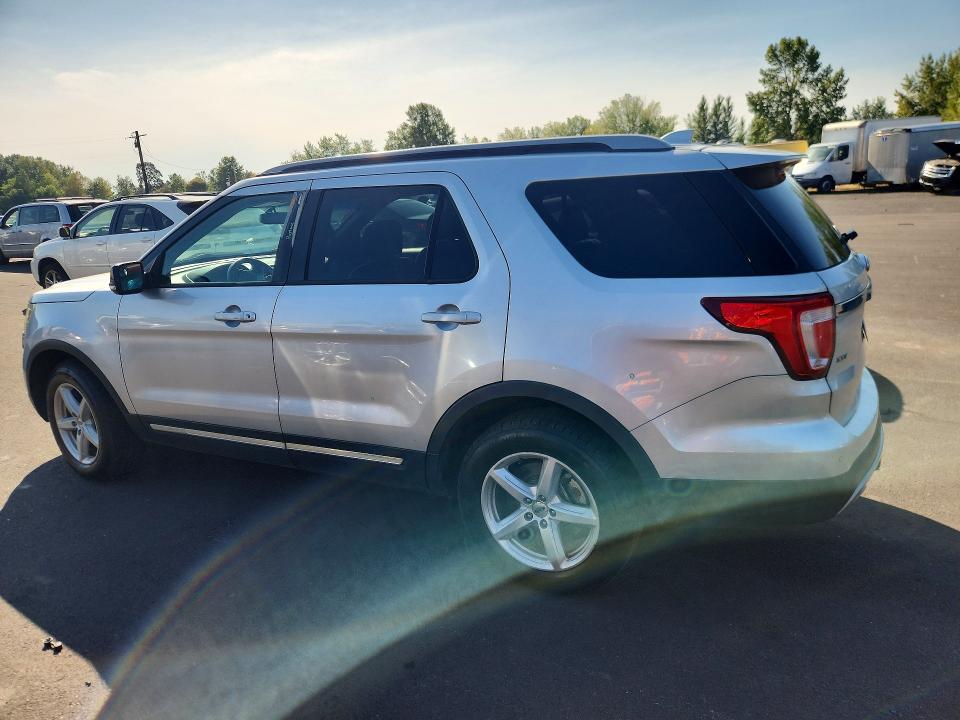 Foto 2 de la subasta – 2016 FORD EXPLORER con VIN 1FM5K8D87GGA47988