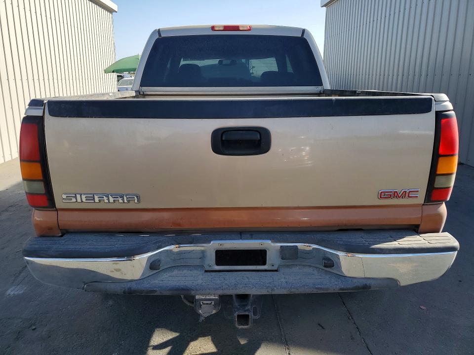 Photo 6 from auction – 2005 GMC C2500 CREW with VIN 2GTEK13T751163428