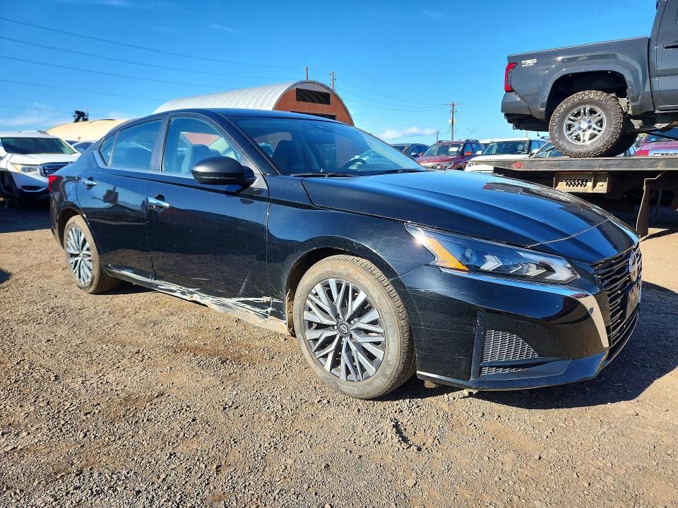 Photo 4 from auction – 2025 NISSAN ALTIMA with VIN 1N4BL4DV5SN352645